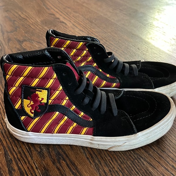 Vans Harry Potter shoes size 2.5 kids - Picture 1 of 3